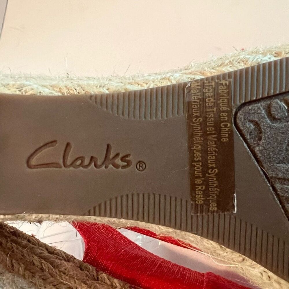 CLARKS Petrina Rhea Wedge Sandal 10 - Picture 9 of 10